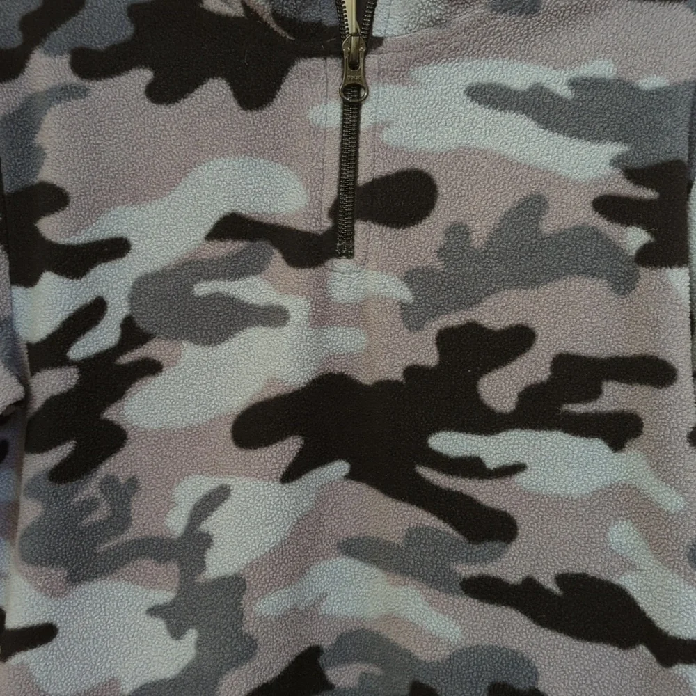 3/$20🌟 Place Boys Gray Camo Glacier Fleece Half Zip Pullover Size Medium 7/8